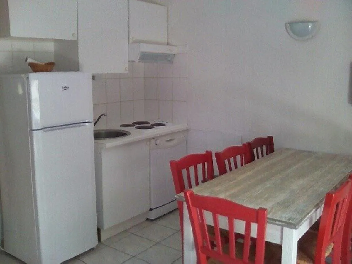 Maison Duplex Climatisee 8 Pers Avec Terrasse, 2 Piscines Et Animaux Admis - Salavas, Ardeche - Fr-1-382-116 Villa